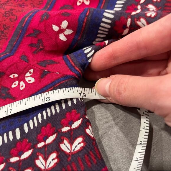 Beach Lunch Lounge Maroon And Navy Floral Boho Peasant Top Size Small - Picture 6 of 9